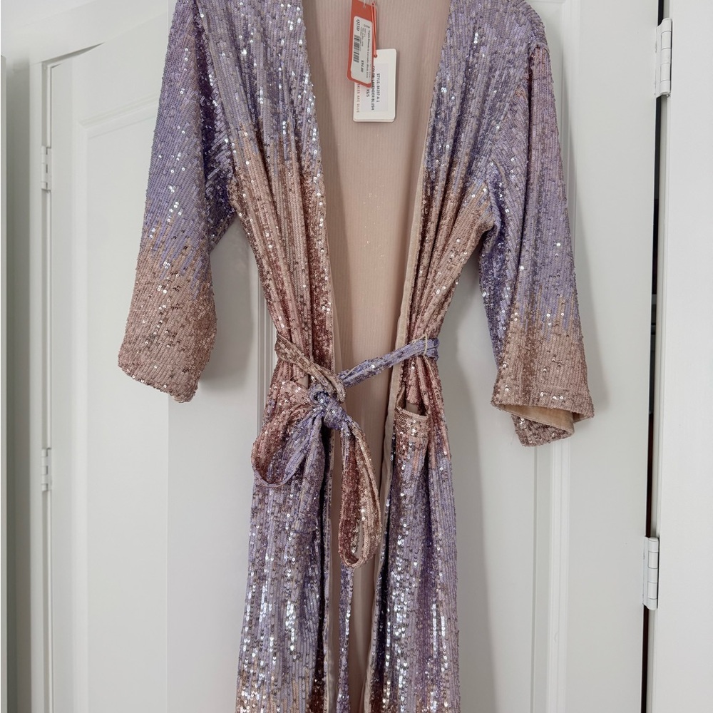 Shimmering Sequin Robe in Pink and Purple